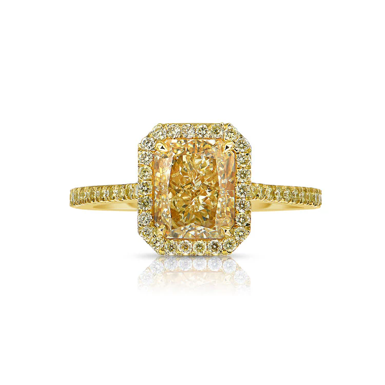 2carat Light Yellow Radiant Halo Ring 2819fd30 7587 4b1b b832 dab42f252605