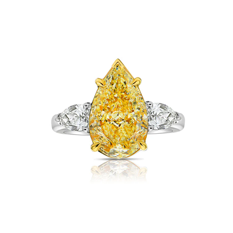 4Carat Light Yellow pear Shape Diamond ring